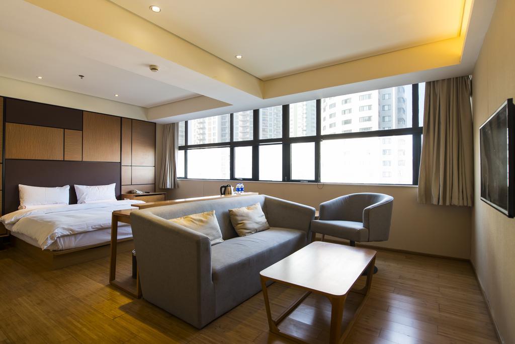 Ji Hotel Shanghai Xujiahui Екстериор снимка