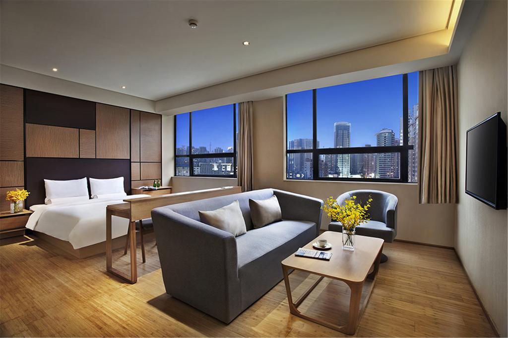 Ji Hotel Shanghai Xujiahui Екстериор снимка